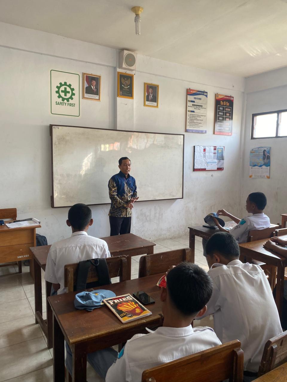 Daily Visit BPR JAS Bersama SMK Kesuma Margoyoso
