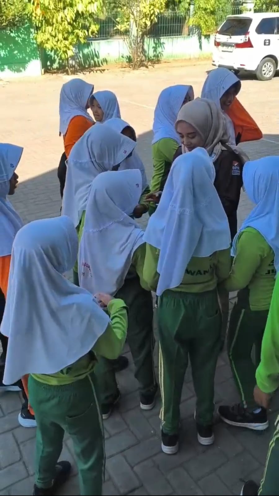 Daily Visits SD Margomulyo 01 Juwana Dalam rangka GENCARKAN dan KEJAR (satu rekening satu pelajar)
